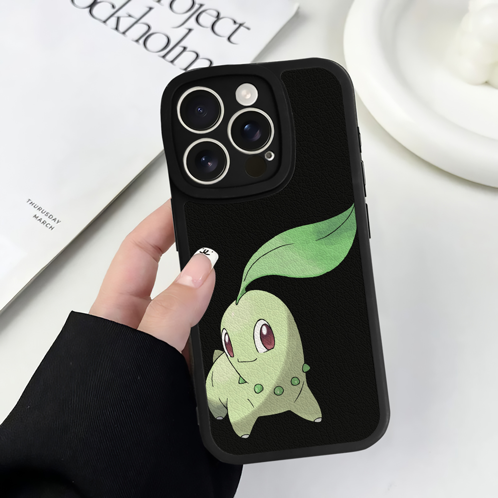 （画像用） ポケットモンスター Pokémon 【iPhone 16シリーズ対応】シリコンスマホケース（レザー調） 材質：シリコン